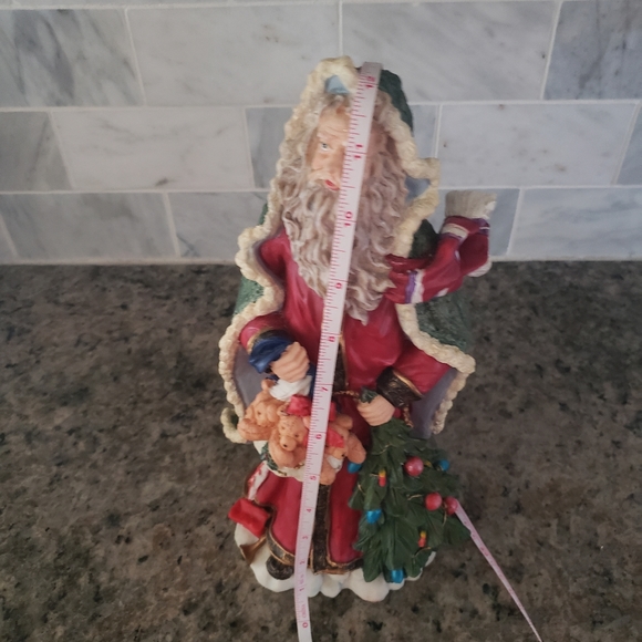 Vintage Santa Claus Figure with a Sack of Puppies & Christmas Tree, Hand Painted - Picture 5 of 11